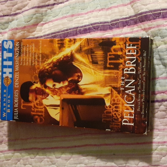6/$15 The pelican brief Warner Bros vhr movie - Picture 2 of 4